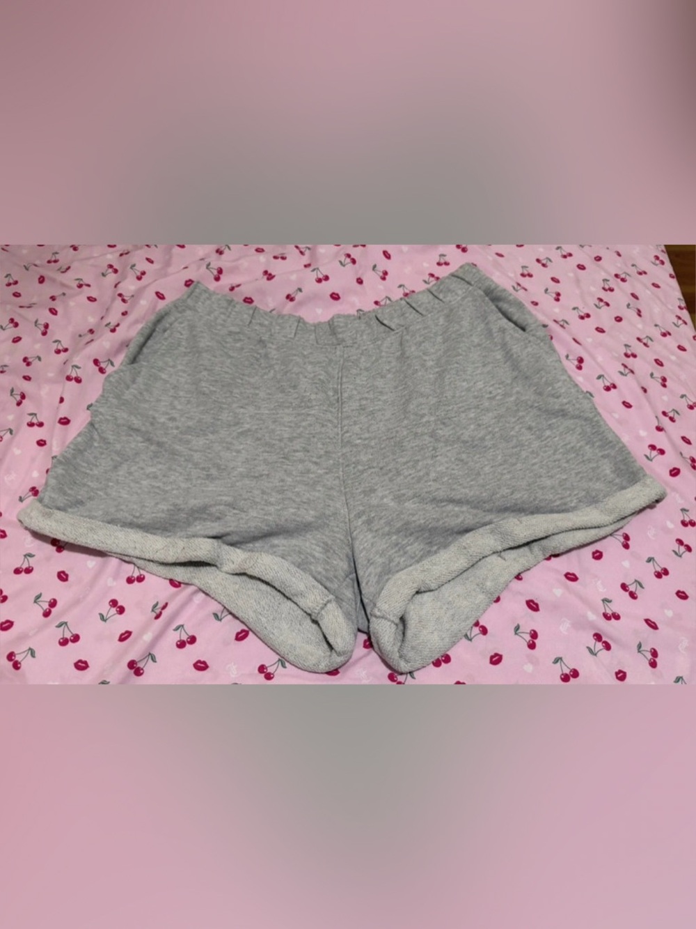 Forever 21 Gray Shorts Size Large Like New